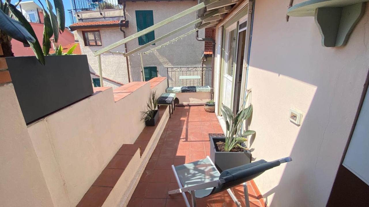 I Tetti Di Via Corradi Vila Sanremo Exterior foto