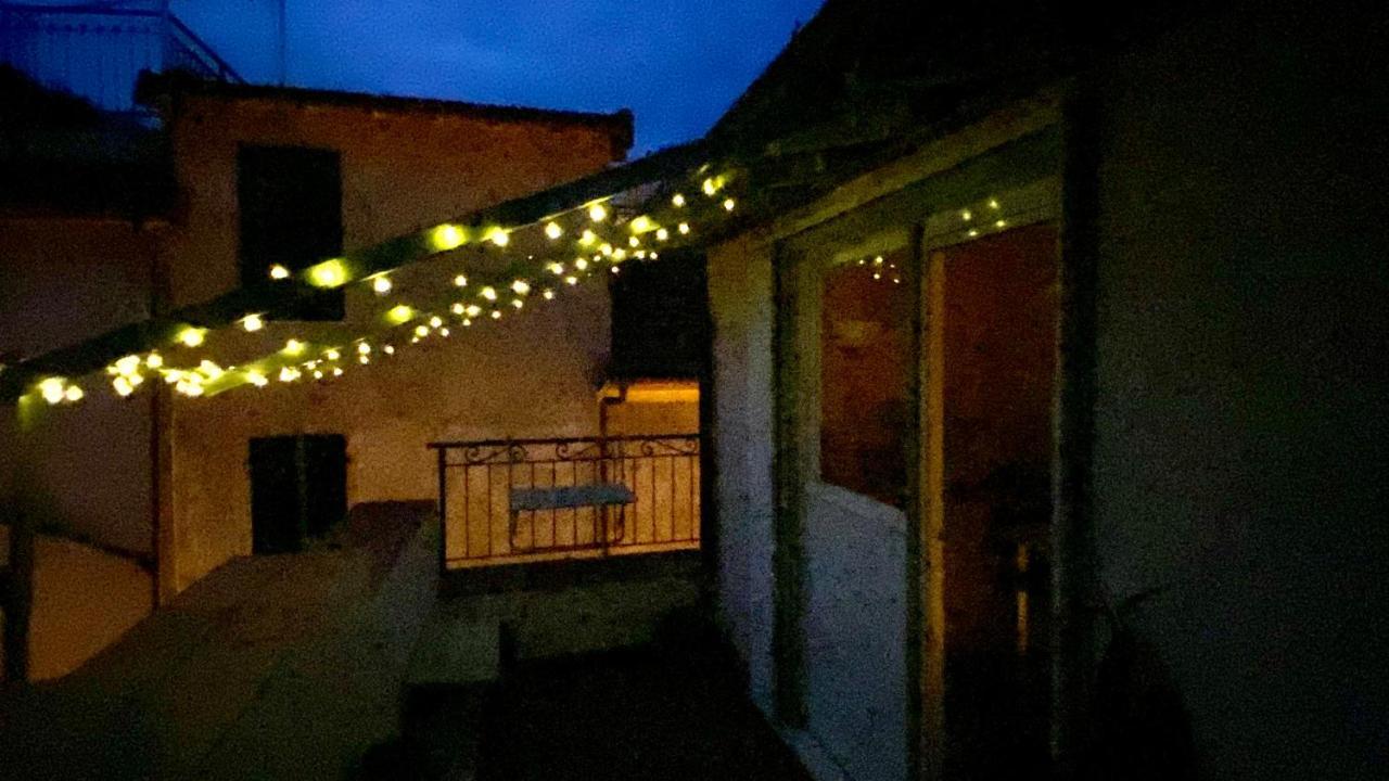I Tetti Di Via Corradi Vila Sanremo Exterior foto