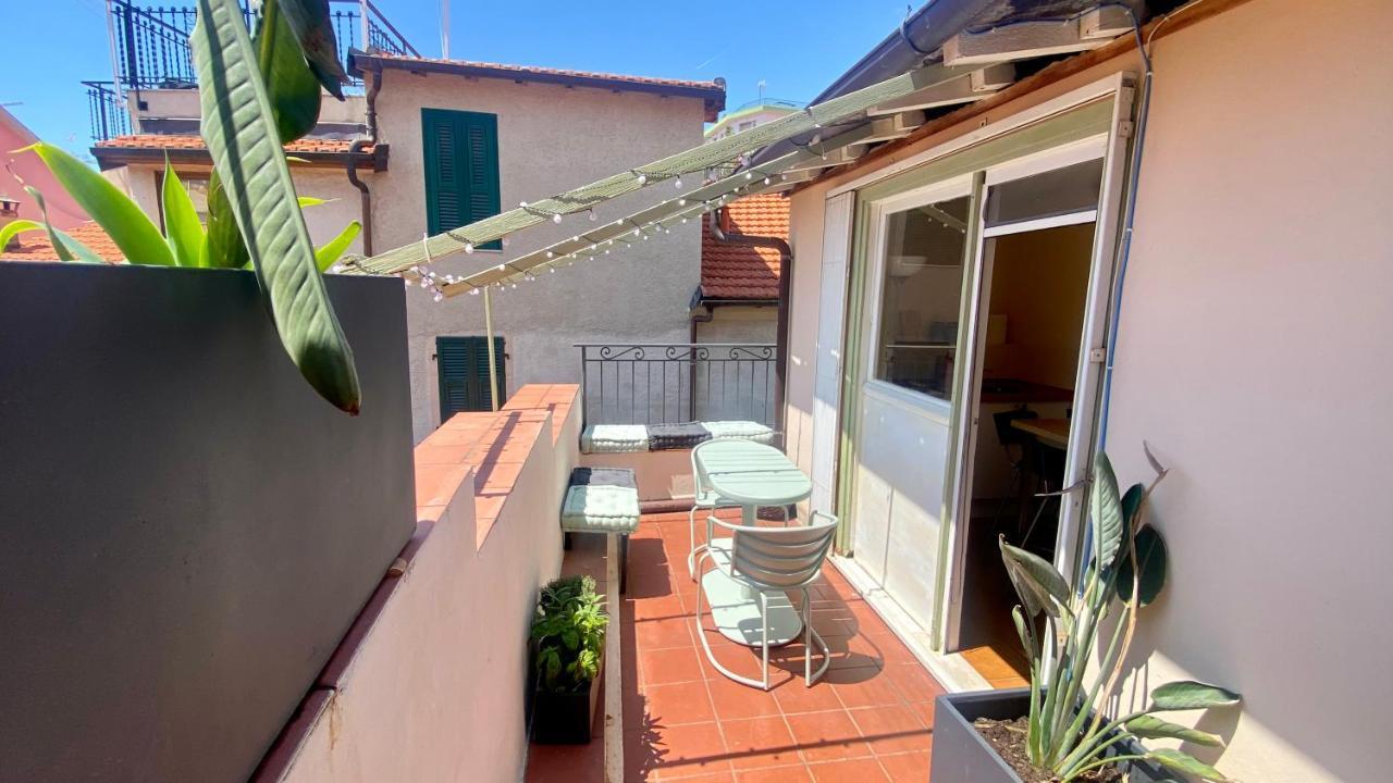 I Tetti Di Via Corradi Vila Sanremo Exterior foto